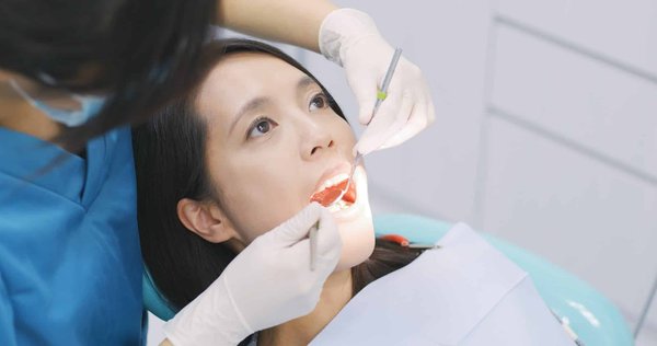 Trouver le meilleur dentiste à Lasalle: conseils et astuces