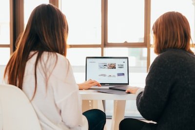 Comment arrondir ses fins de mois via internet ?